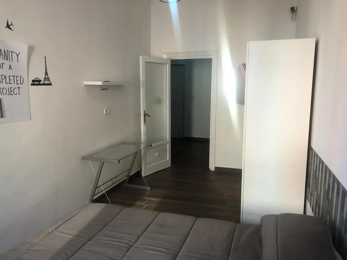 Partenope 120 Mq Naples Apartment