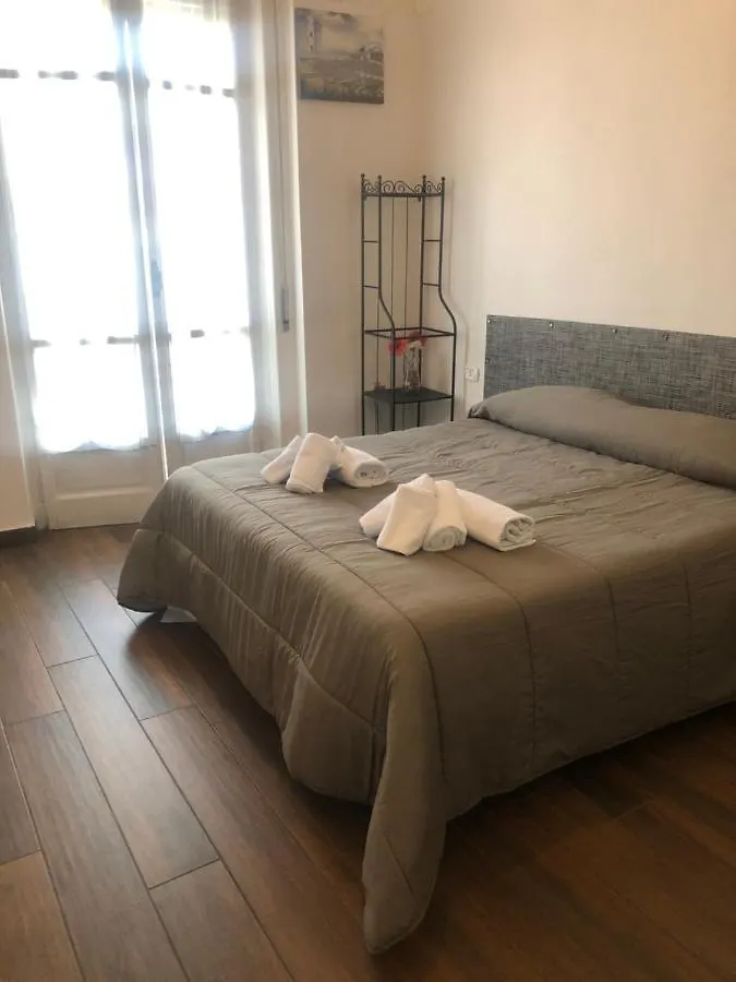 Partenope 120 Mq Naples Apartment